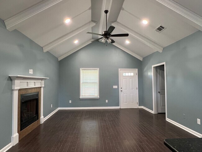 Building Photo - Home for rent in Prattville