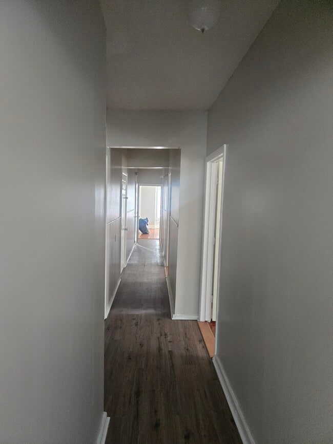 Building Photo - Cleveland