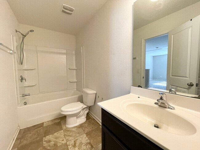 Building Photo - 263 Solstice Dr