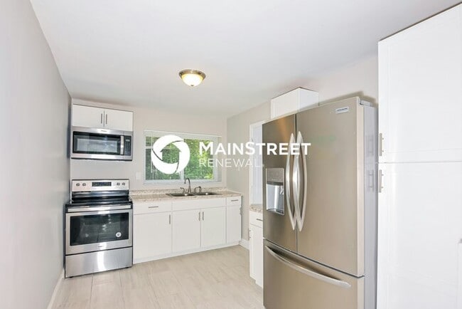 Building Photo - 3 Bedroom Pet-Friendly Home in St. Louis, ...