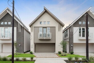 Building Photo - 1042 Homer St