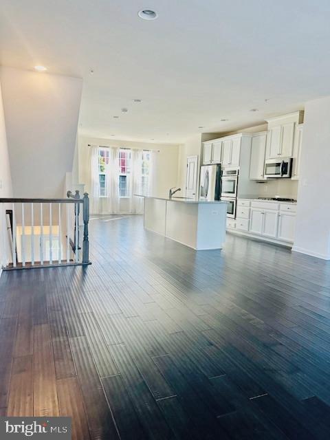 Building Photo - 43718 Winterberry Wy