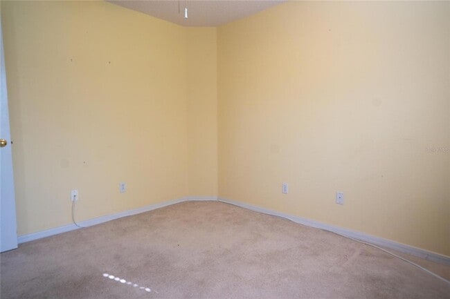 Building Photo - 3559 Capland Ave