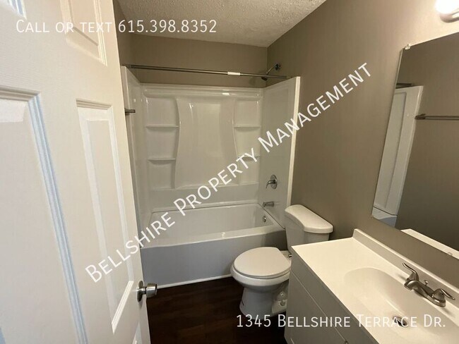 Building Photo - 1345 Bellshire Terrace Dr