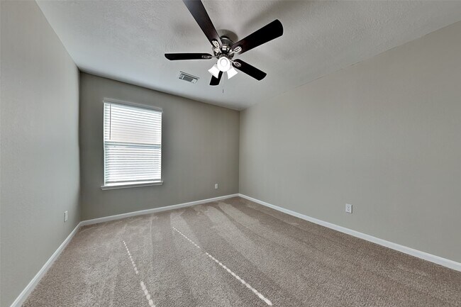 Building Photo - 15223 Keystone Bend Ln