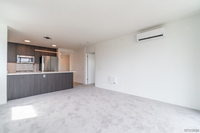 Building Photo - Highly desirable 2-bdrm, 2-bath, 1-pkg condo at Ililani in Kakaako