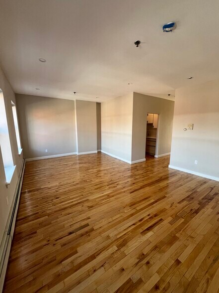 Building Photo - 459 Massachusetts Ave