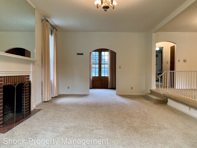 Building Photo - 2 br, 1.5 bath House - 1101 S 9th St