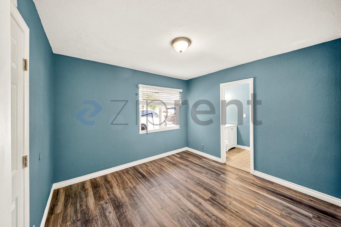 Building Photo - 45463 Foxton Ave