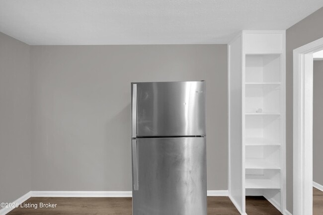 Building Photo - 1927 S 28th St