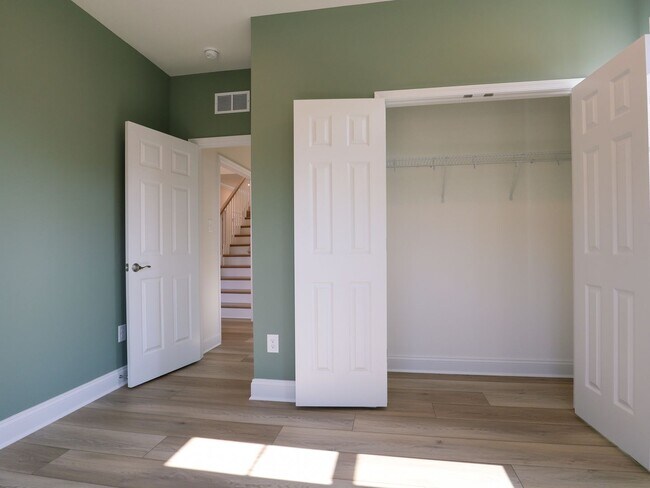Building Photo - Luxury New Build in RounTrey – 4 Bed, 3 Ba...