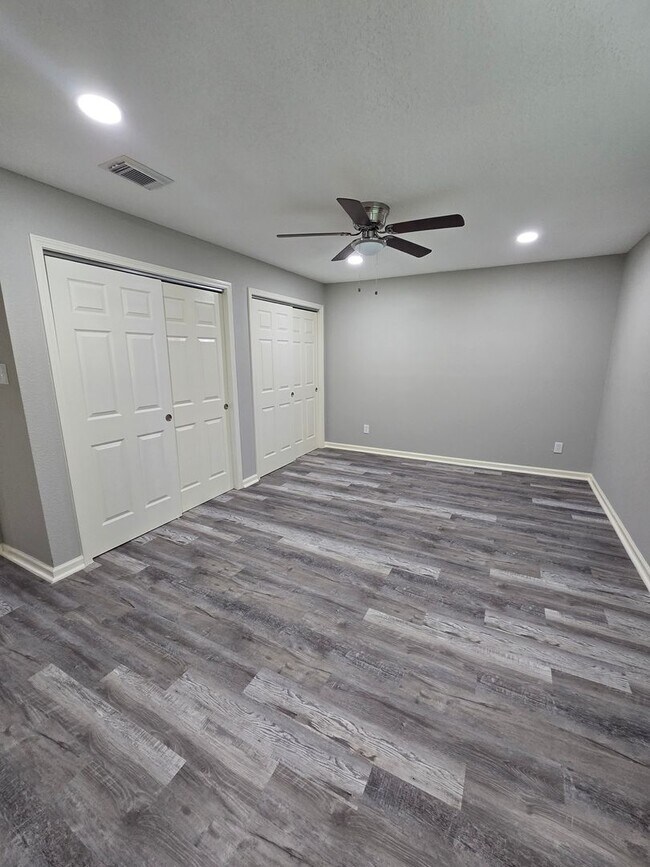Building Photo - 205 Winter Park