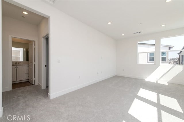 Building Photo - 474 Lobata