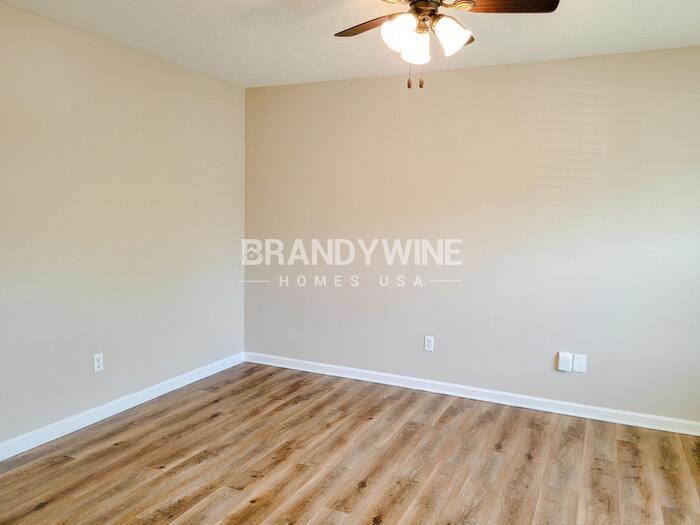 Building Photo - 11224 N Sashing Way