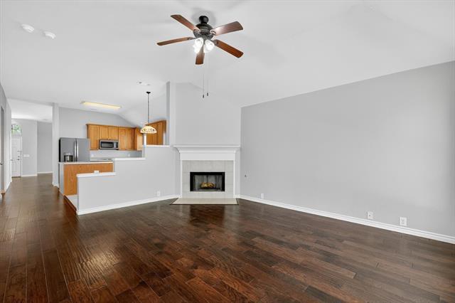 Building Photo - 3012 Honey Locust Dr