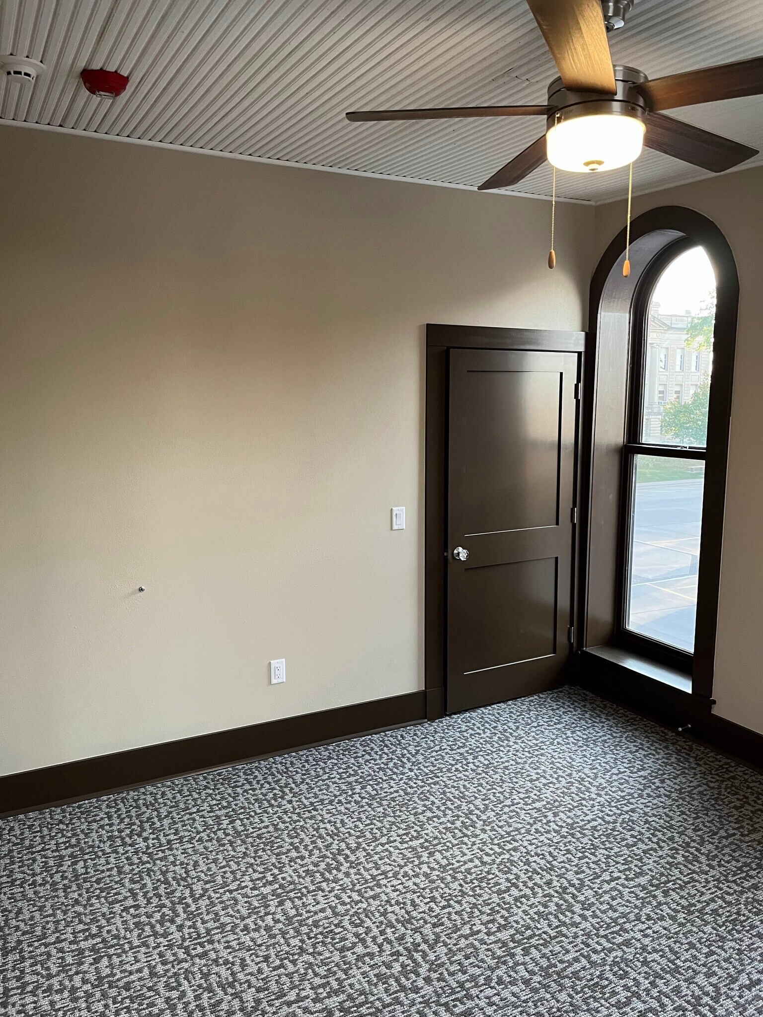 Bedroom #1 (Closet) - 200 E State St