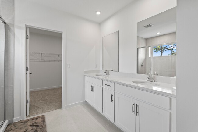 Building Photo - 7292 Lenora Ln