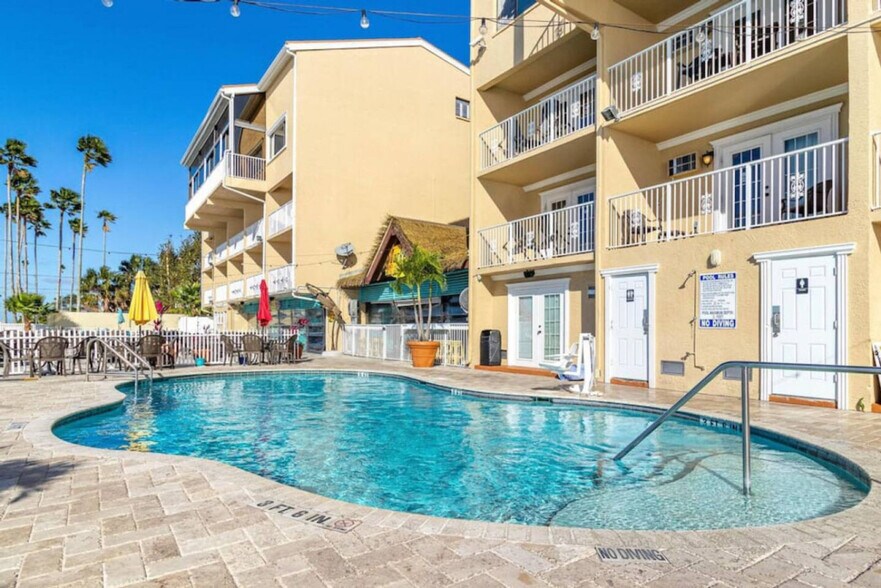 Building Photo - 1420 Bayshore Blvd