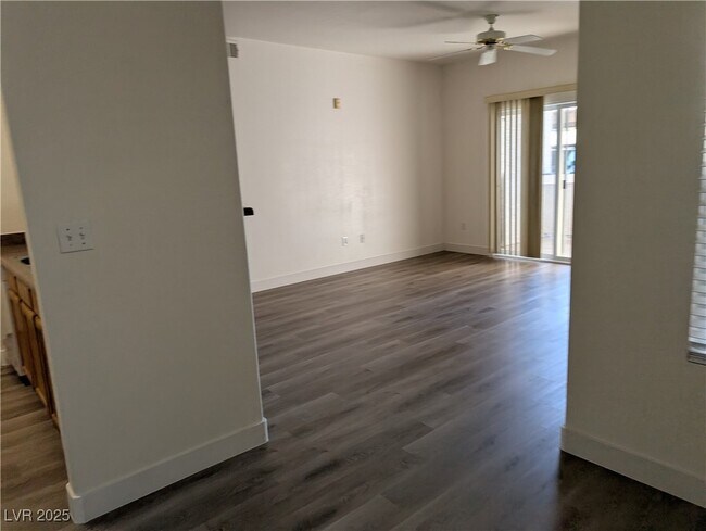 Building Photo - 7255 W Sunset Rd