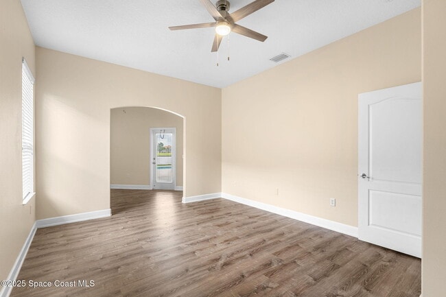 Building Photo - 3650 Chardonnay Dr