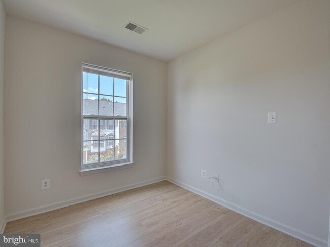 Building Photo - 13013 Cordelia Ct