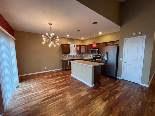 Building Photo - Ranch for rent in Omaha!