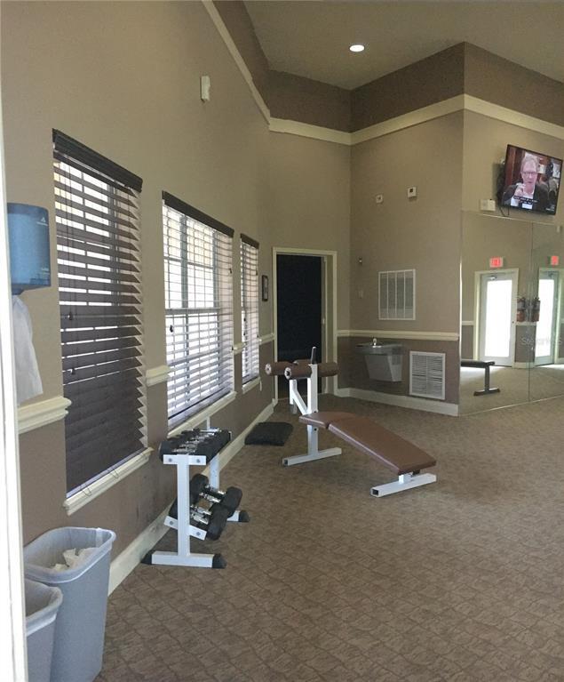 Building Photo - 14025 Fairway Island Dr