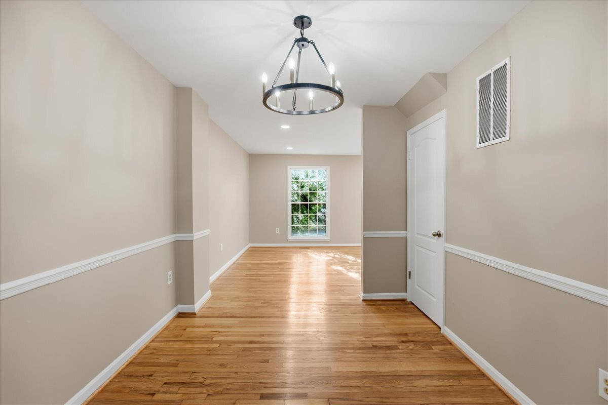 Building Photo - 1501 Chatham Colony Ct