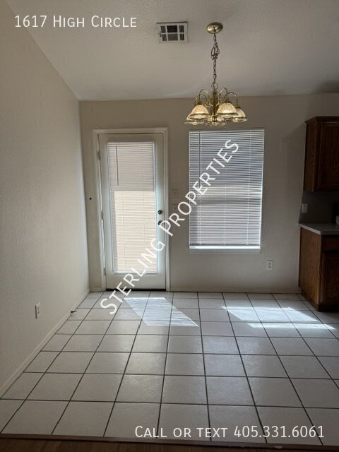 Building Photo - 1617 High Cir