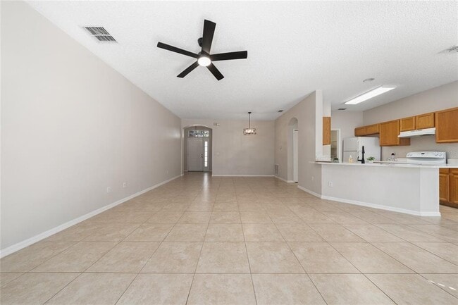 Building Photo - 6274 Glenn Cliff Wy