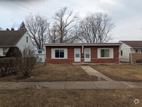 Building Photo - 2107 Elim Ave