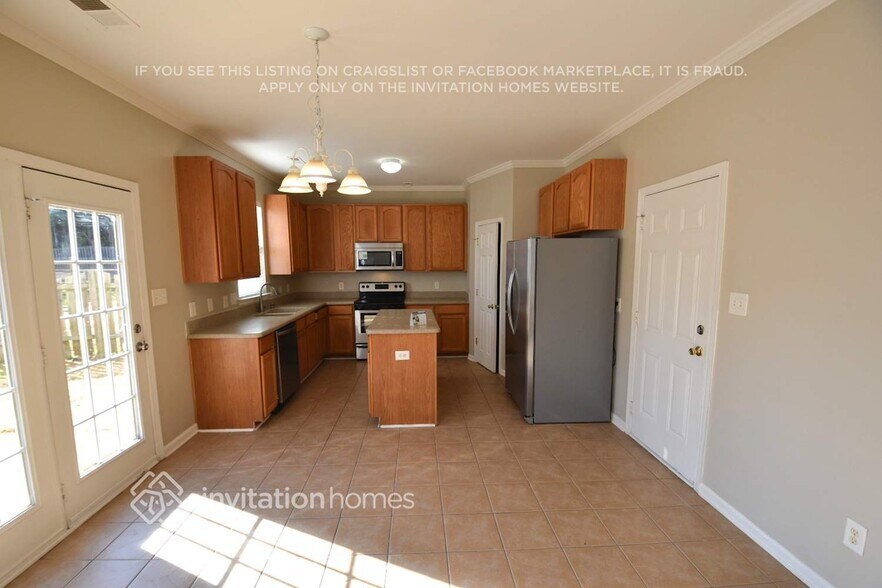 Building Photo - 122 Elgin Ln