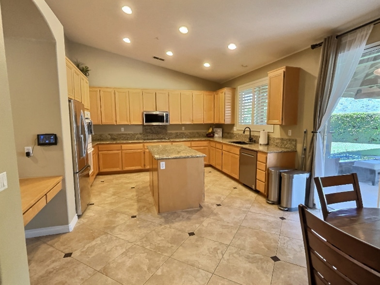 Building Photo - 17080 Harvest Point Way