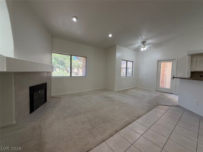 Building Photo - 900 Heavenly Hill Ct