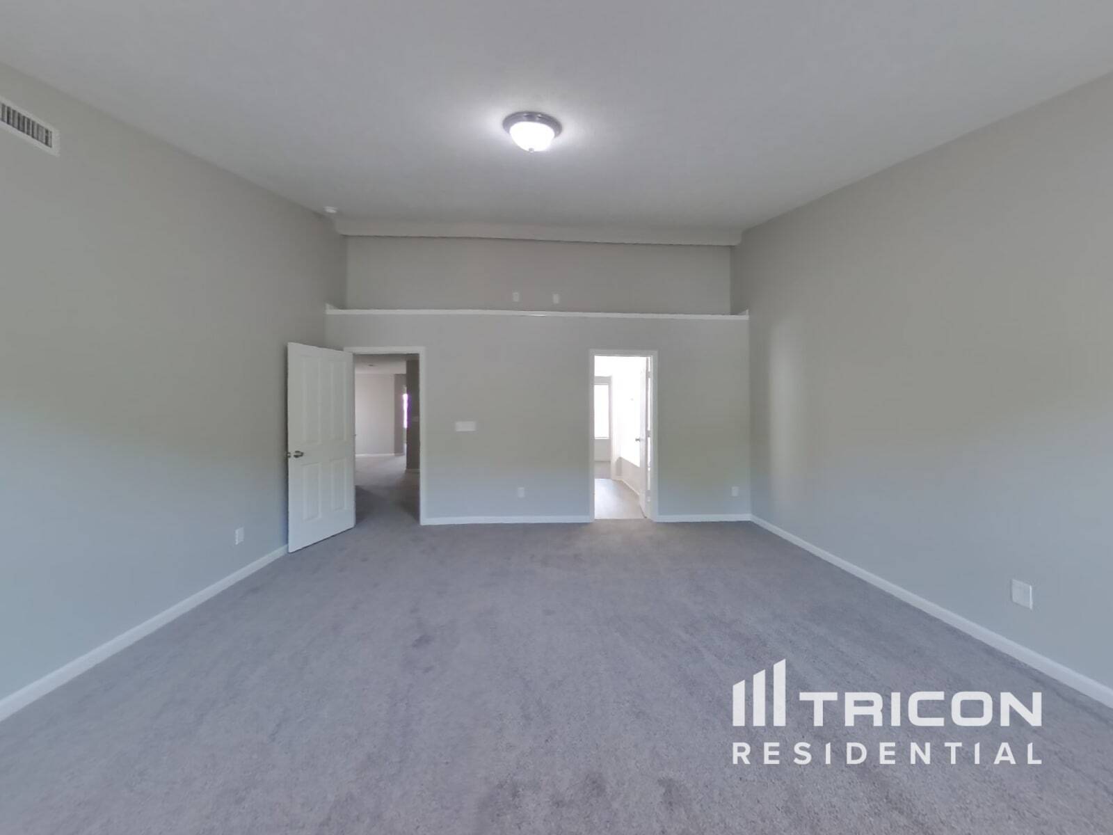 Building Photo - 8140 Carina Dr