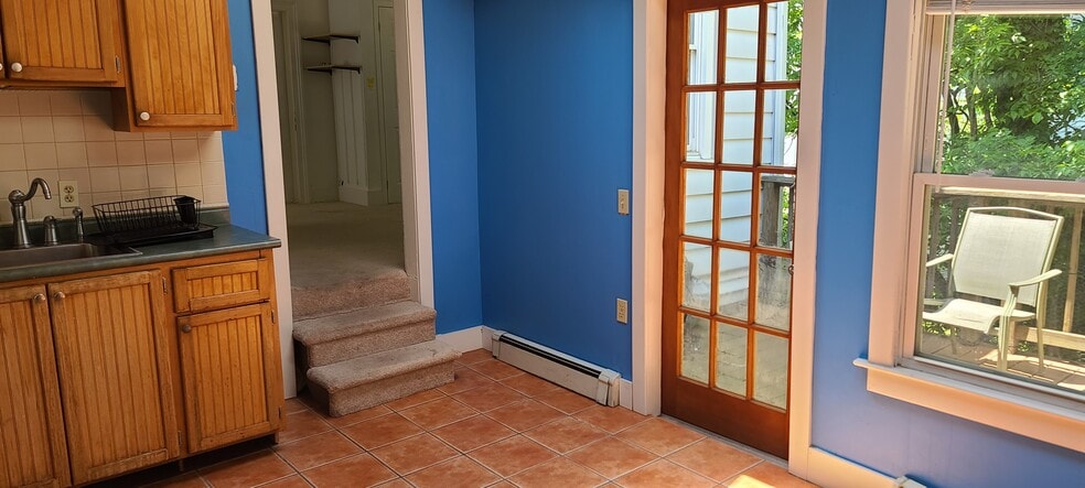 Building Photo - 43 Division St