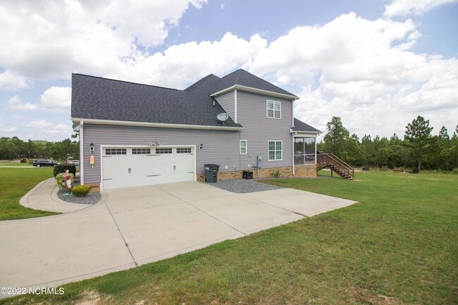Building Photo - 160 Pinelands Vista