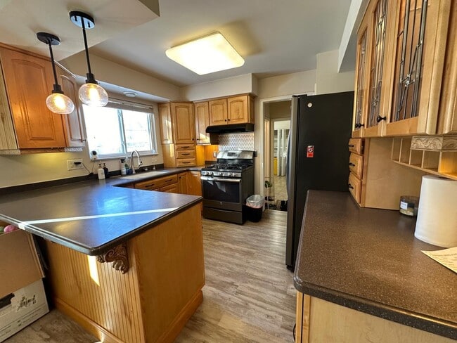 Building Photo - 2184 Cumberland Dr