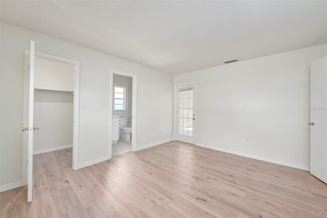 Building Photo - 478 Orange Dr NW