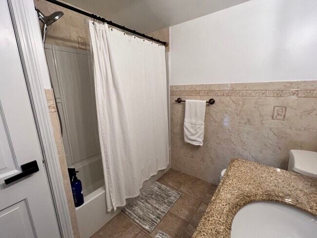 Building Photo - 49 Ramsay St