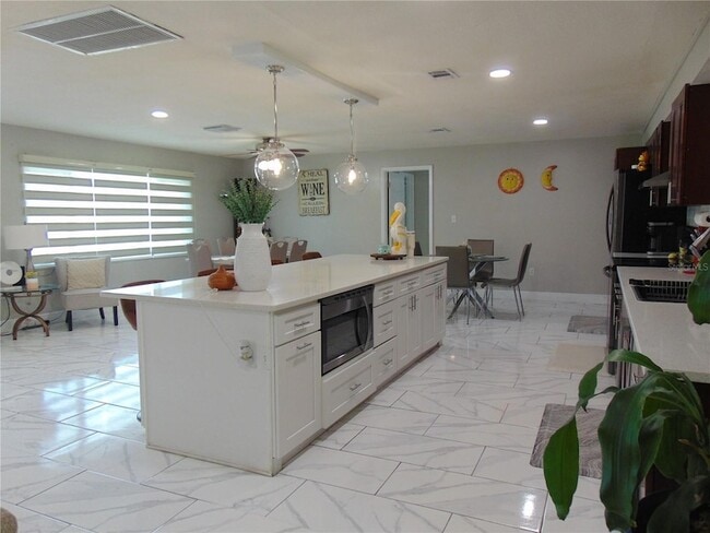 Building Photo - 4706 Tampa Downs Blvd