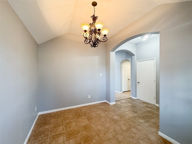 Building Photo - 19214 Garrett Knolls Ln