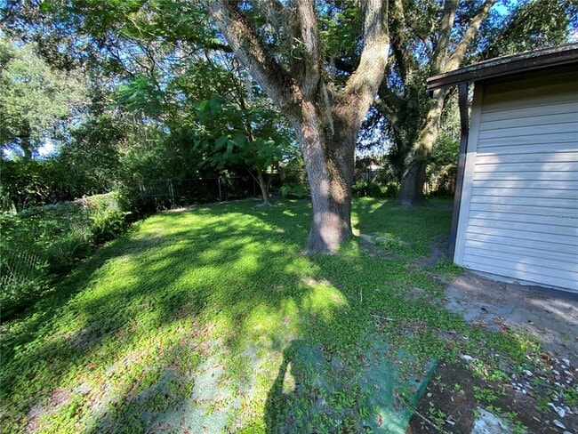 Building Photo - 39648 Meadowood Loop