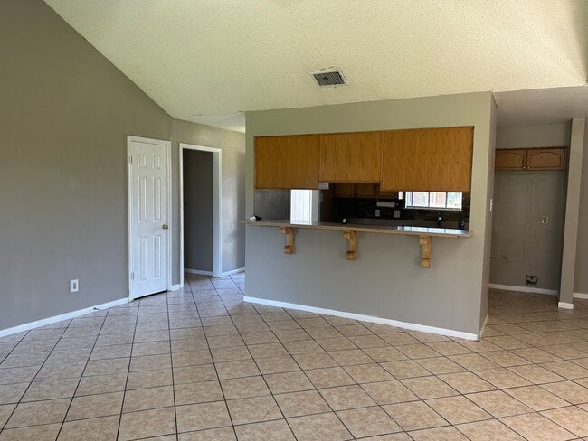 Building Photo - 7101 Premont Dr