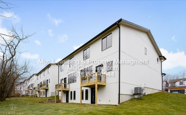 Building Photo - Ayden Place Townhomes -Rent Reduction and $750 off March rent- Call for more details!