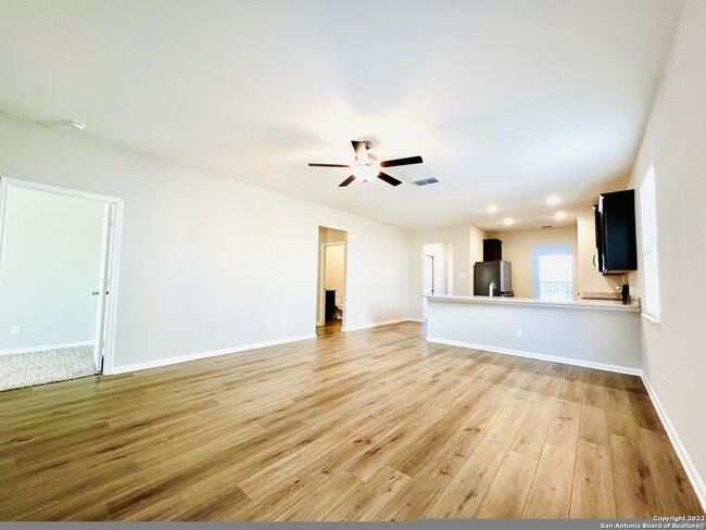 Building Photo - 9210 Foxing Blf