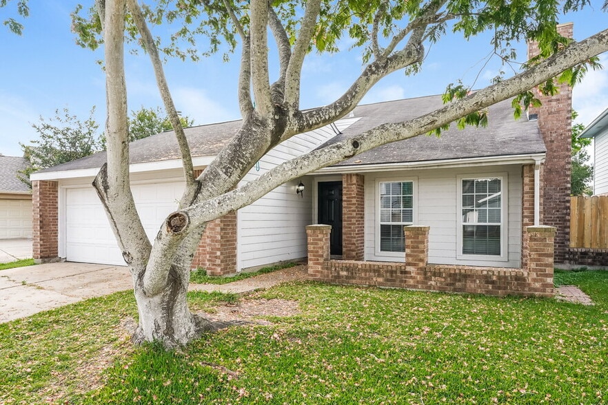 Building Photo - 3534 Duncaster Dr