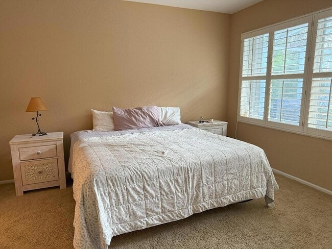 Building Photo - 328 W Coral Trace Cir