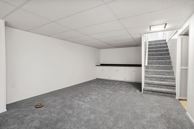 Building Photo - 1000 Glenmore Ave