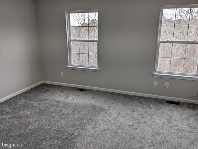 Building Photo - 25 Millstream Rd